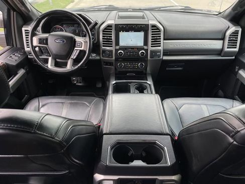 Used 2017 Ford F250 Platinum w/ Platinum Ultimate Package AWD/4WD image 9