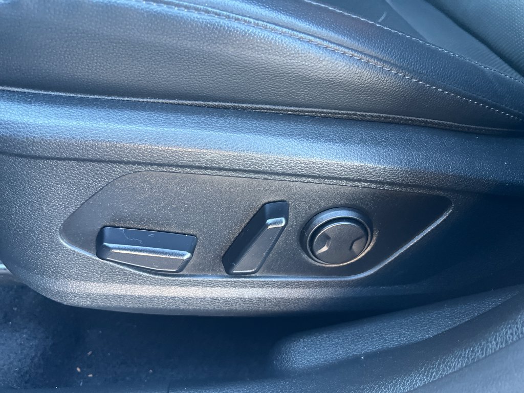 Used 2024 Kia Sportage EX FWD image 11
