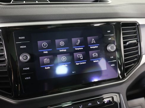 Used 2021 Volkswagen Atlas Cross Sport SEL R-Line w/ Cross Sport MDO Package image 35