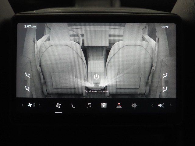 Used 2026 Tesla Model Y Long Range RWD image 24