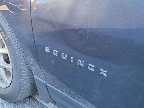 Used 2023 Chevrolet Equinox LT image 4