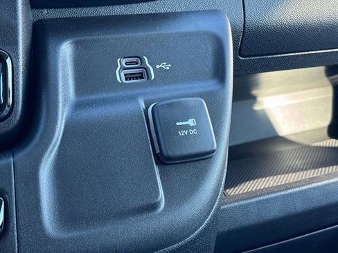 New 2026 RAM ProMaster 2500 w/ Premium Convenience Group image 13