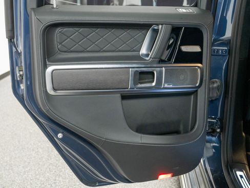 Used 2025 Mercedes-Benz G 550 image 40