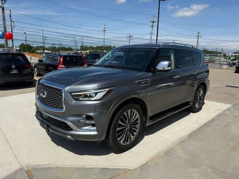 Used 2019 INFINITI QX80 Luxe w/ Proactive Package AWD/4WD image 5