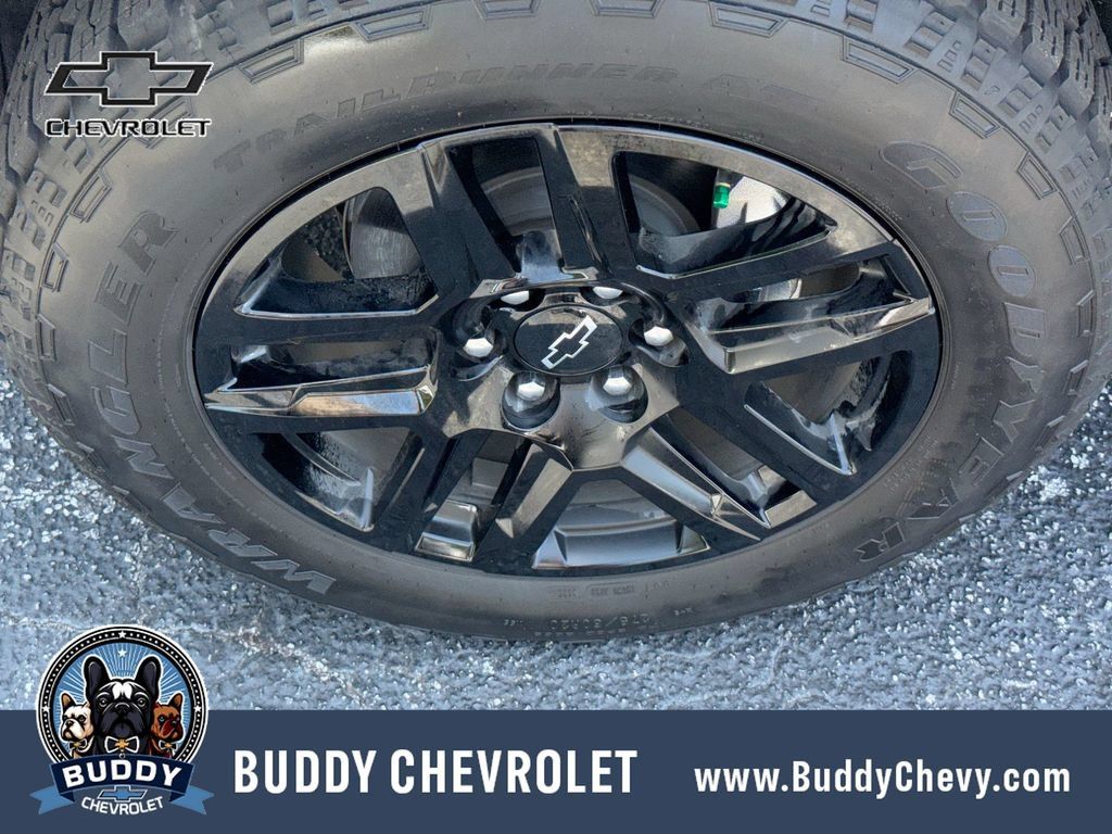 Used 2026 Chevrolet Silverado 1500 RST w/ RST All Star Premium Package AWD/4WD image 12