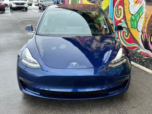 Used 2018 Tesla Model 3 Long Range image 5