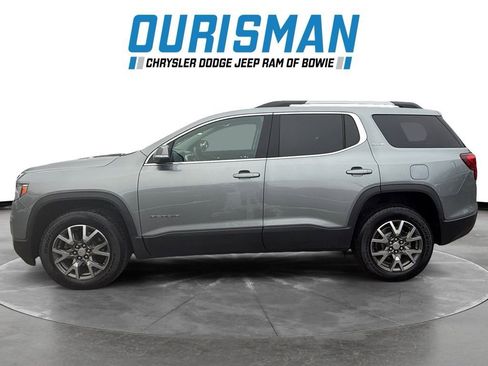 Used 2023 GMC Acadia SLE w/ Driver Convenience Package image 6