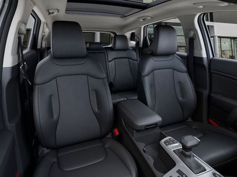 New 2026 Kia Sportage SX FWD image 16