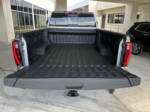 New 2026 GMC Sierra 2500 Denali w/ Denali Reserve Package AWD/4WD image 33