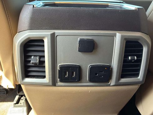 Used 2019 Ford F150 Lariat AWD/4WD image 41
