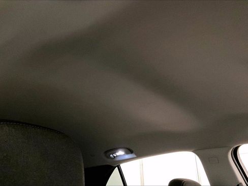 Used 2020 Chevrolet Equinox LT image 21