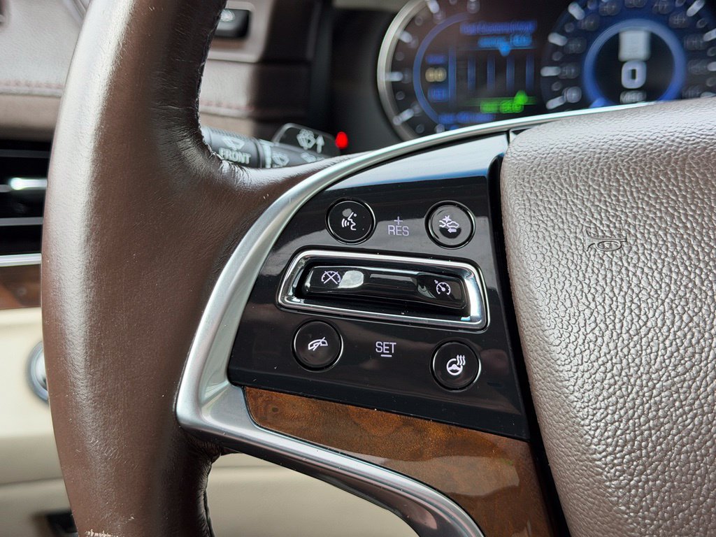 Used 2017 Cadillac Escalade Premium Luxury AWD/4WD image 18