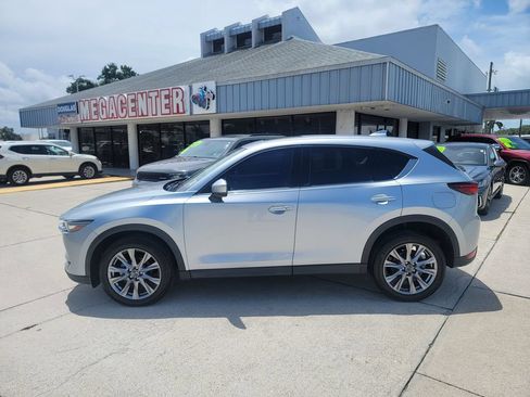 Used 2020 MAZDA CX-5 Grand Touring w/ GT Premium Package FWD image 2
