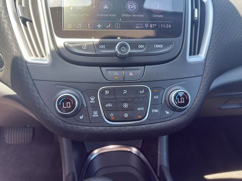 Used 2024 Chevrolet Malibu LT FWD image 19