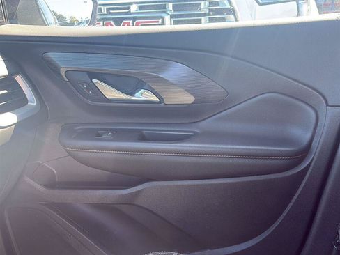 Used 2020 GMC Terrain SLT w/ Preferred Package FWD image 18