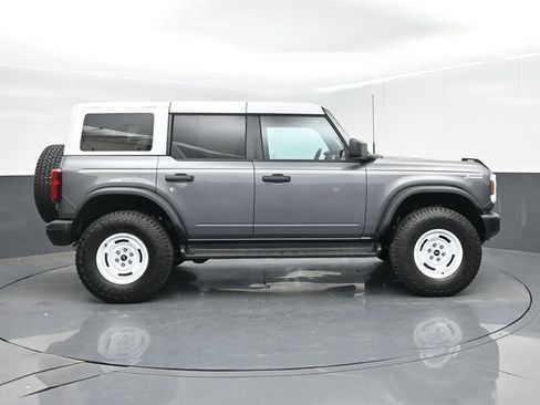 Certified 2025 Ford Bronco Heritage Edition AWD/4WD image 9