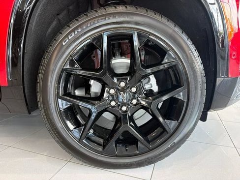 New 2026 Chevrolet Traverse RS w/ LPO, Floor Liner Package AWD/4WD image 7