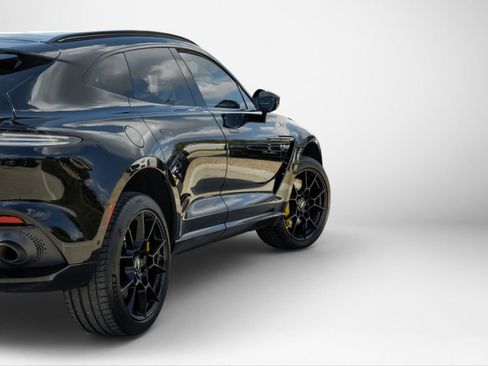 Used 2021 Aston Martin DBX AWD/4WD image 8