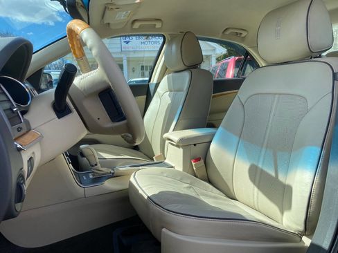 Used 2012 Lincoln MKZ AWD image 34