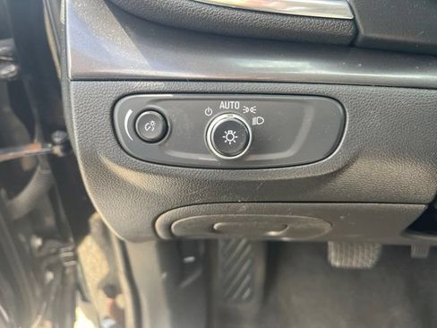 Used 2019 Buick Encore Preferred FWD image 6