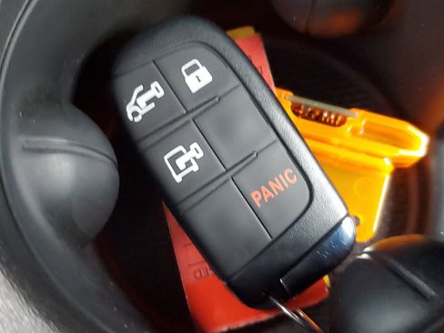 Used 2025 RAM ProMaster 1500 w/ Premium Convenience Group image 17