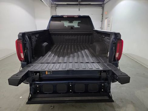 Certified 2022 GMC Sierra 1500 SLT w/ SLT Convenience Package image 8