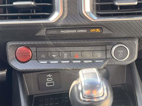 Used 2024 Ford Mustang Premium image 21