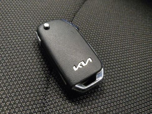 Used 2023 Kia Forte LXS FWD image 32