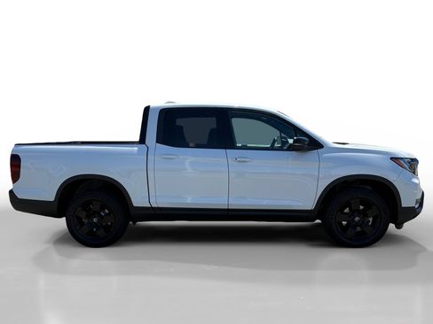 Used 2026 Honda Ridgeline Black Edition image 6