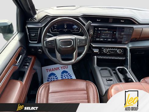 Used 2024 GMC Sierra 2500 Denali Ultimate image 24