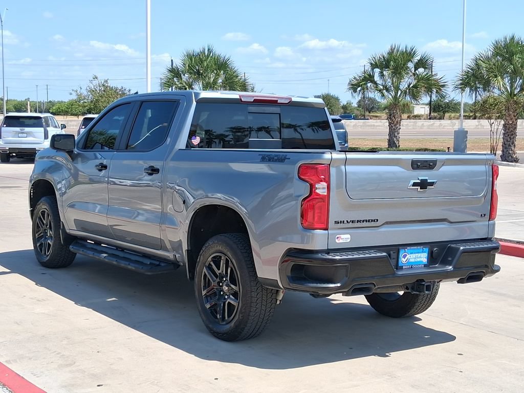 Used 2025 Chevrolet Silverado 1500 LT Trail Boss w/ Convenience Package II AWD/4WD image 4