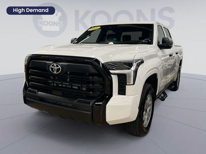 Used 2025 Toyota Tundra SR w/ SR Tow Package