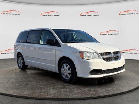 Used 2012 Dodge Grand Caravan SE FWD image 37