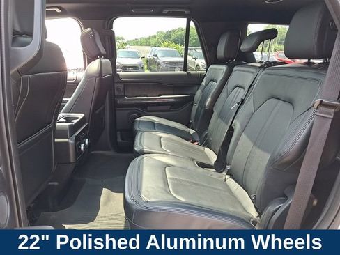 Used 2019 Ford Expedition Limited w/ Equipment Group 302A AWD/4WD image 17