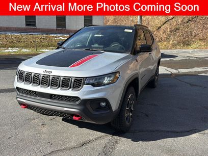 New 2026 Jeep Compass Trailhawk w/ Sun, Sound & Navigation Group