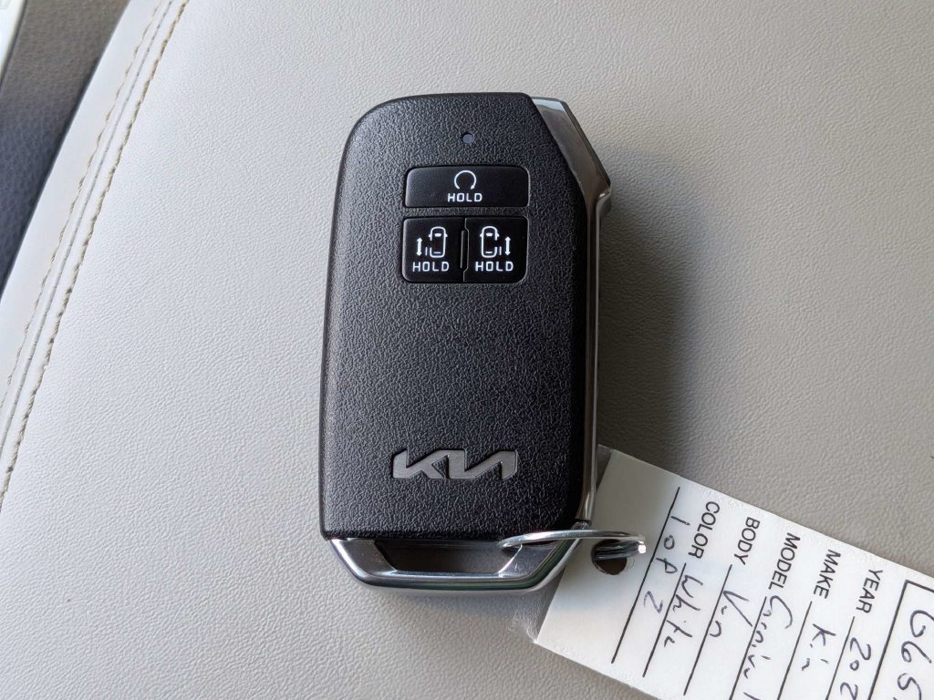 Used 2024 Kia Carnival SX FWD image 34