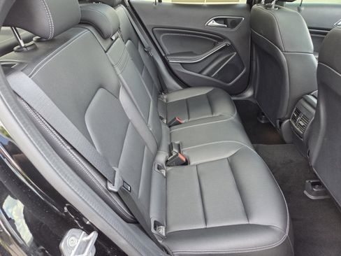 Used 2020 Mercedes-Benz GLA 250 4MATIC image 21