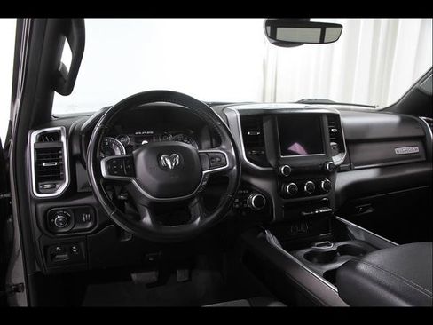 Used 2020 RAM 1500 Big Horn AWD/4WD image 6