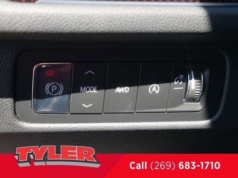 New 2026 Chevrolet Traverse RS w/ LPO, Floor Liner Package AWD/4WD image 25