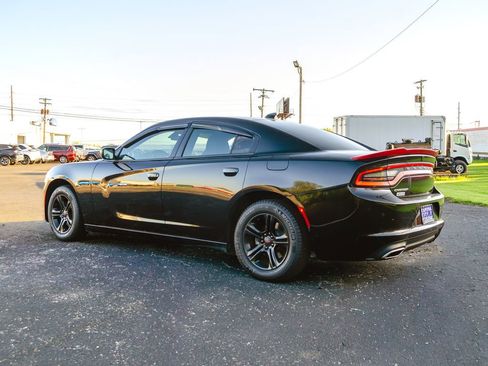 Used 2023 Dodge Charger SXT RWD image 6