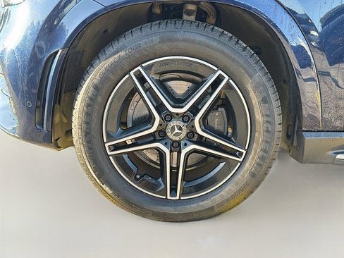 Used 2020 Mercedes-Benz GLE 350 4MATIC w/ AMG Line Exterior image 41