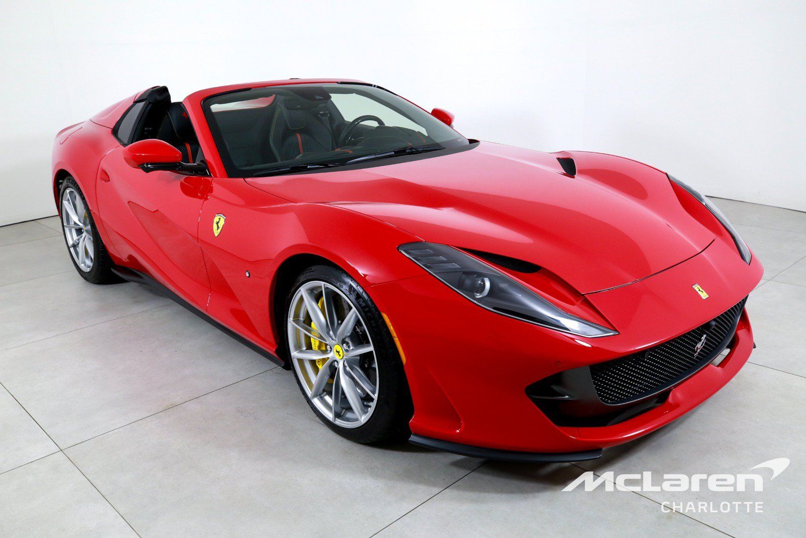 Used 2021 Ferrari 812 GTS RWD image 4