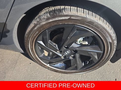 Certified 2026 Hyundai Elantra SEL Sport Premium FWD image 32