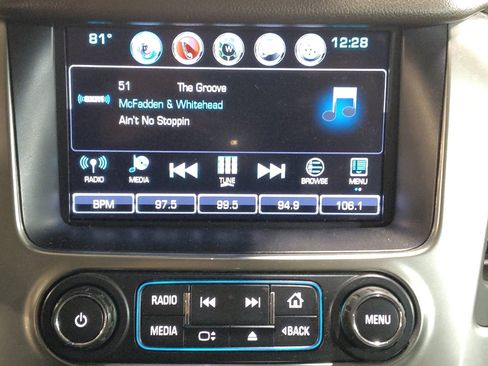 Used 2020 Chevrolet Suburban Premier AWD/4WD image 25