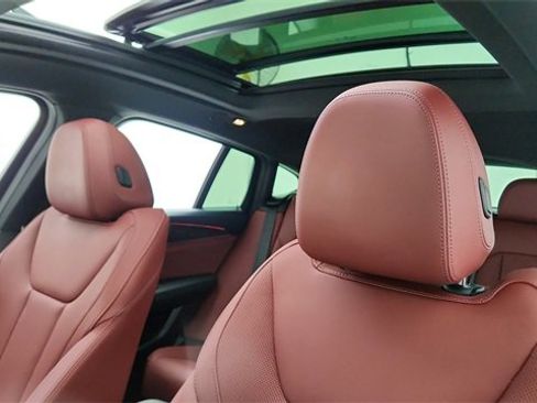 Used 2025 BMW X4 xDrive30i image 34