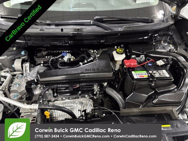 Used 2017 Nissan Rogue SL FWD image 38