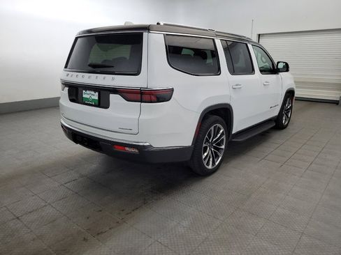 Used 2022 Jeep Wagoneer Series II w/ Convenience Group I AWD/4WD image 9