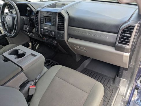 Used 2019 Ford F250 XL w/ STX Appearance Package AWD/4WD image 21