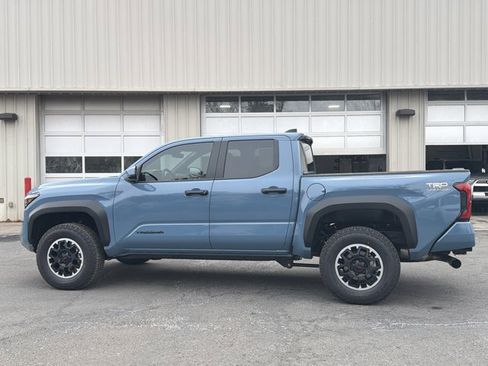 New 2026 Toyota Tacoma TRD Off-Road image 8