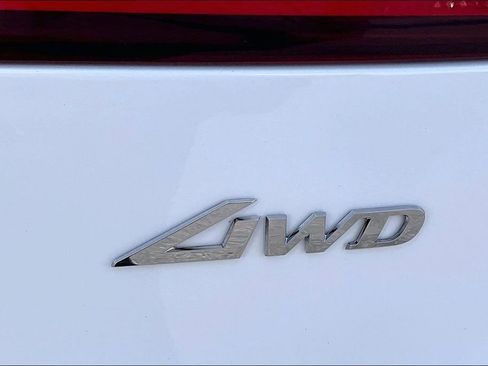 Used 2023 Genesis GV70 2.5T Sport Prestige w/ Sport Prestige Package image 32